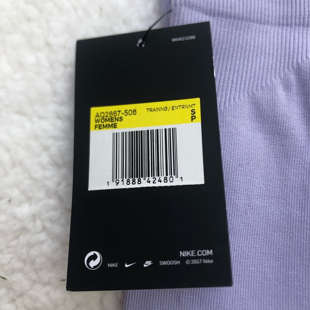 NWT Nike Sculpt Fit Light Purple Leggings - Picture 9 of 10